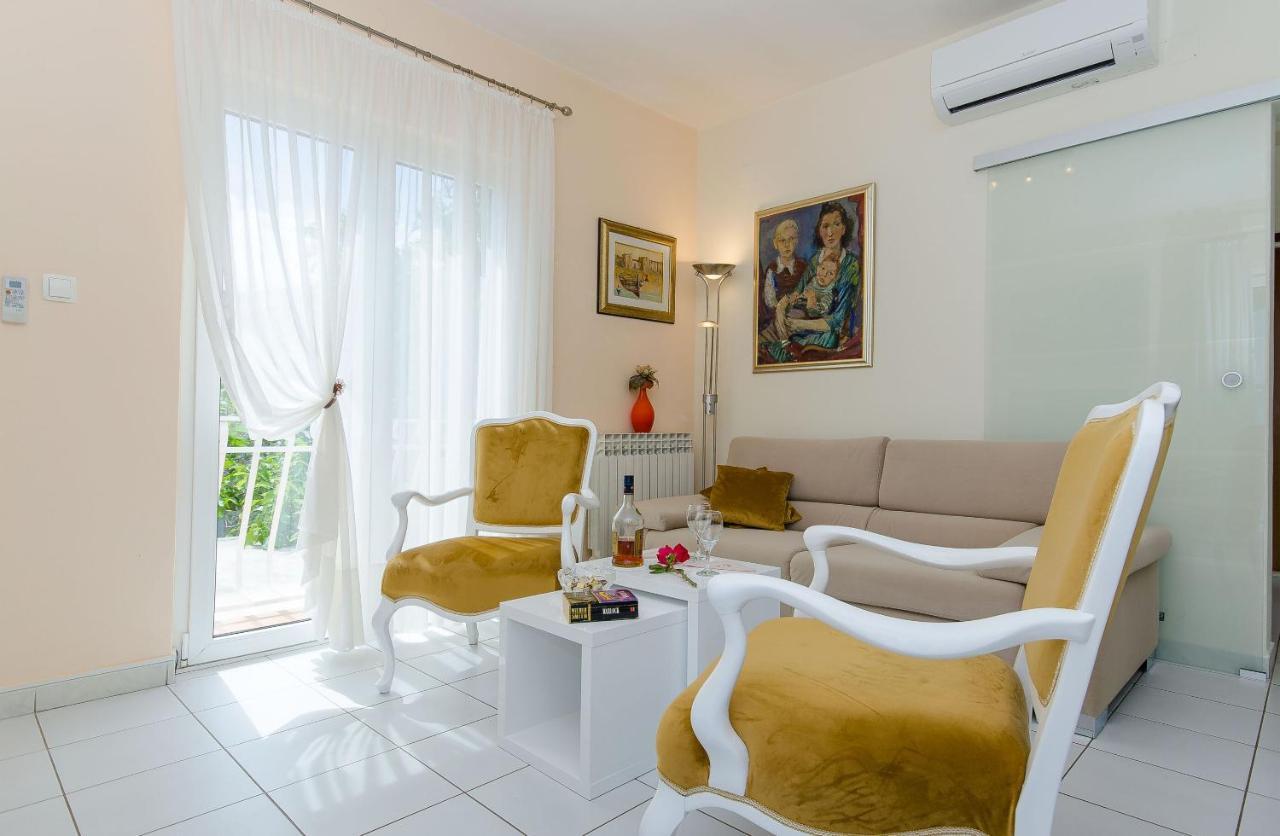 Apartments Jerko سوتيفان الغرفة الصورة